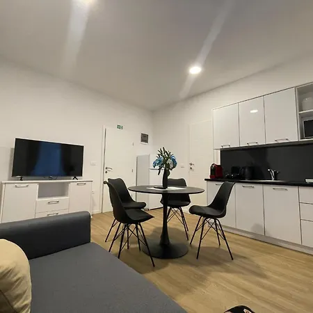 Apartment Admiral's Pula
