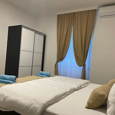 Admiral's Apartment