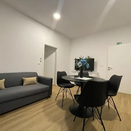 アパート Admiral's