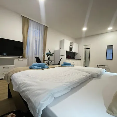 Admiral's * プーラ