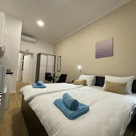 Admiral's アパート プーラ