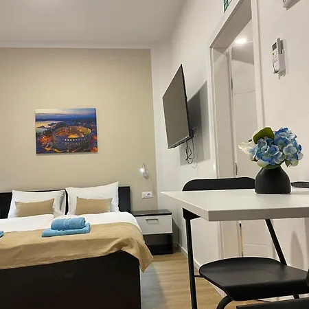 Admiral's Apartamento Pula
