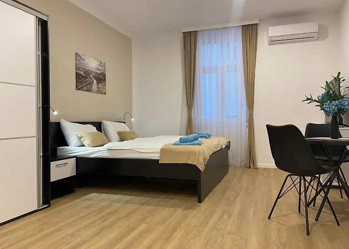 Апартаменты Admiral's